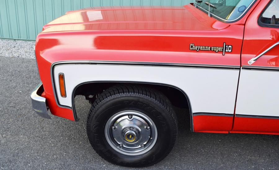 Детали экстерьера Chevrolet C10 Cheyenne Super 1974 года  (фото 35 из 365)